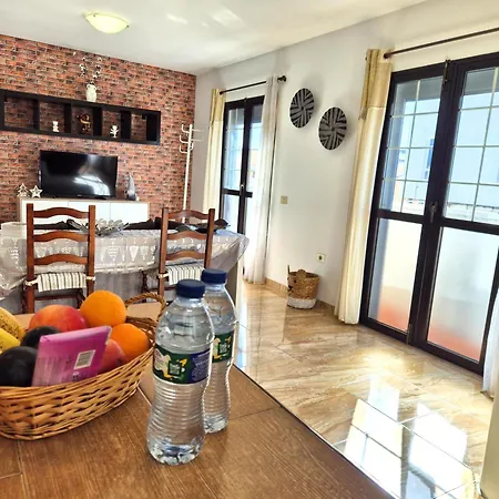 Apartment Awesome *